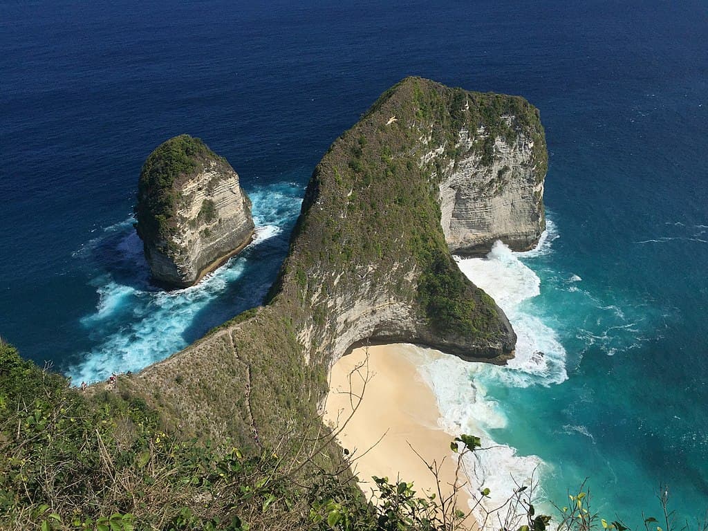Nusa Penida Day Trip: What to Do There